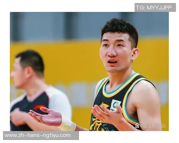 广厦队孙铭徽遭遇右脚跟骨骨折伤情预计缺阵一个月恢复期